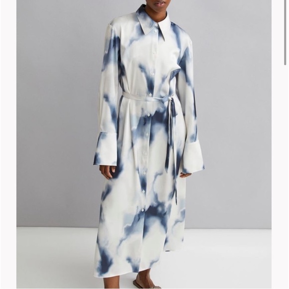 H&M Dresses & Skirts - H&M Tie Dye Button Down Shirt Maxi Dress Size Medium